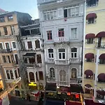 One Bedroom Apartment In Istiklal Street